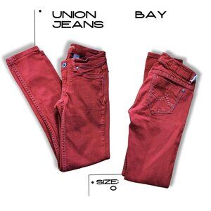 Red Slim Fit Jeans - Size 0 - Union Bay // white stitching